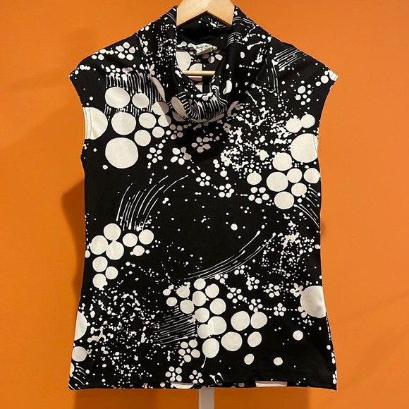 Vintage "Jil Sander"-esque cowl neck 70s Stunning black and white tank - Picture 3 of 7